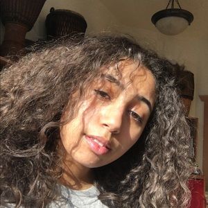 Meet your Posher, Leilauni